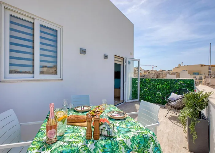 Uriel's - 1 Bedroom Penthouse By Solea