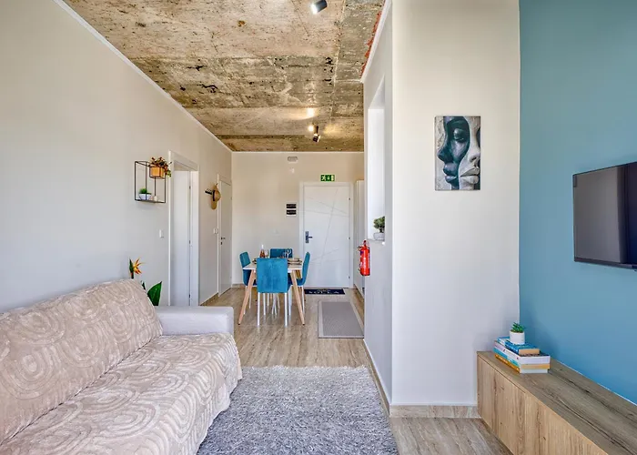 Uriel's - 1 Bedroom Penthouse By Solea *