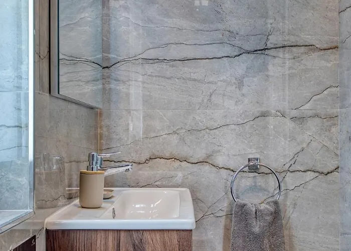 Daire Uriel's - 1 Bedroom Penthouse By Solea *